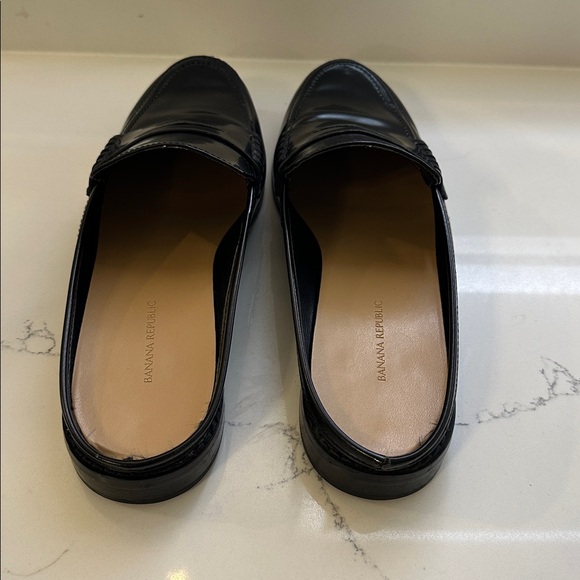 Banana Republic Black slide on Penny loafer Size 8 1/2 - Picture 4 of 13